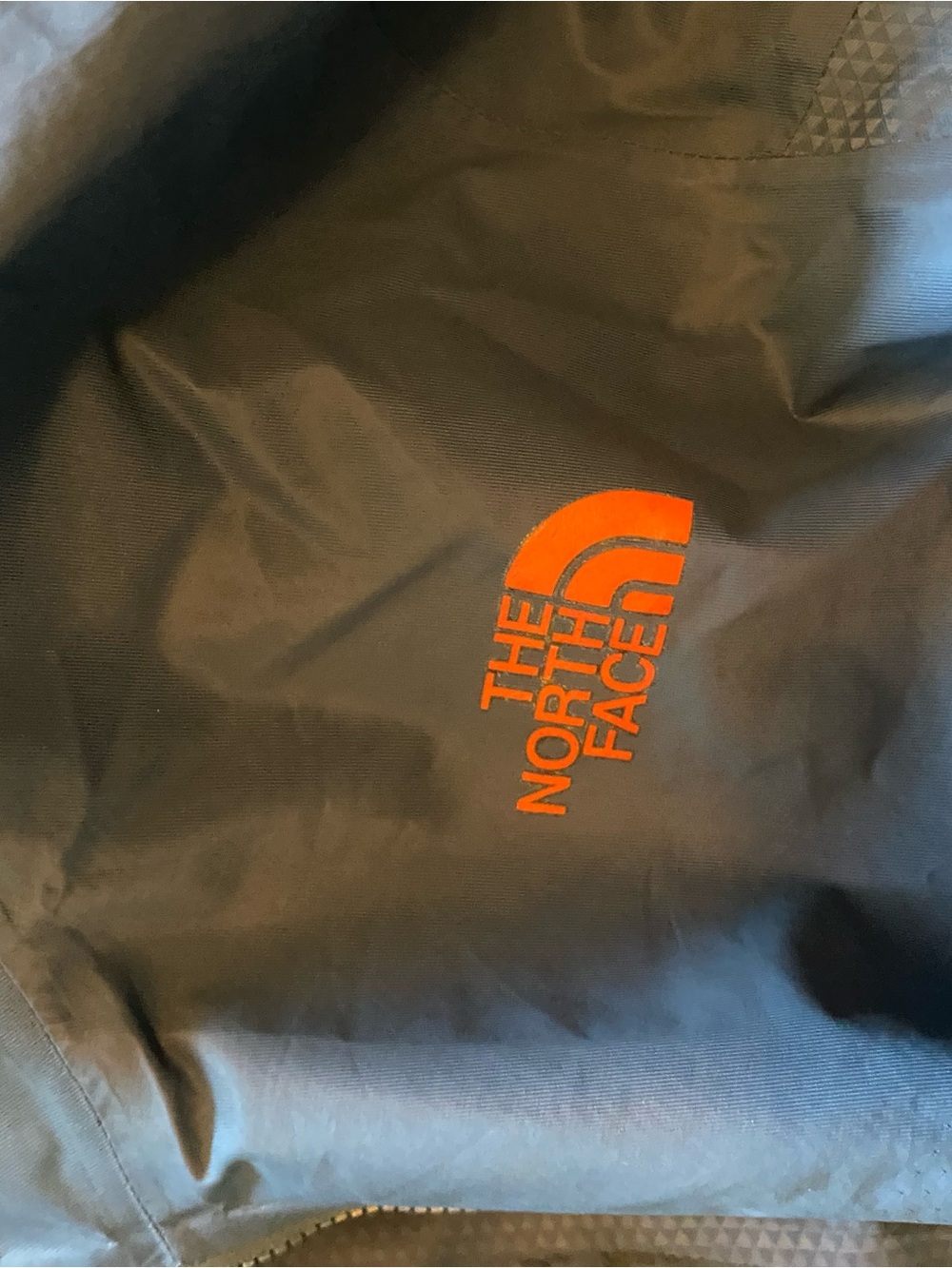 The North Face Fuseform dot matrix jacket - Medium - 2.5L - Picture 12 of 13